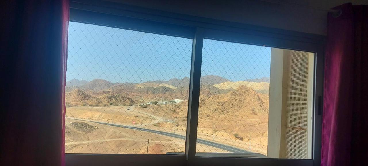 Eilat Octopus Apartment - אילת אוקטופוס -שני חדרים וסלון, בריכה בקיץ Exterior foto